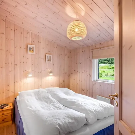 Thrineke - 600m From The Sea By Interhome *